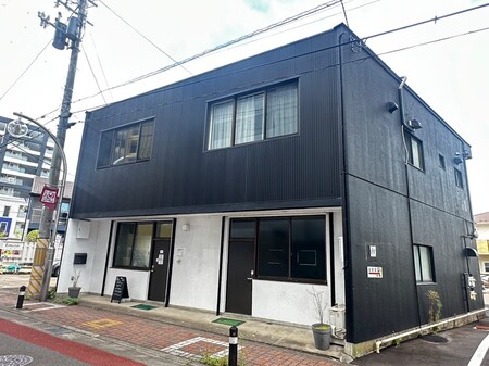 内海ビル外観写真
