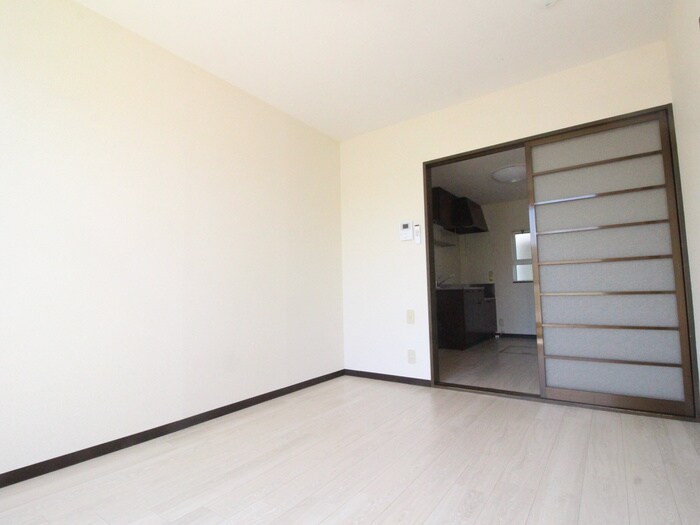 物件内観写真18　(居室)