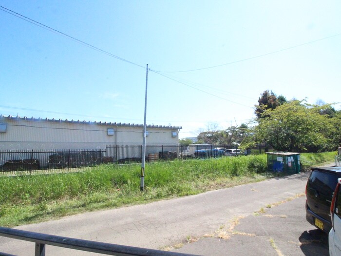 物件内観写真22　(室内からの展望)