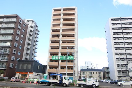 シティタワー二十人町外観写真