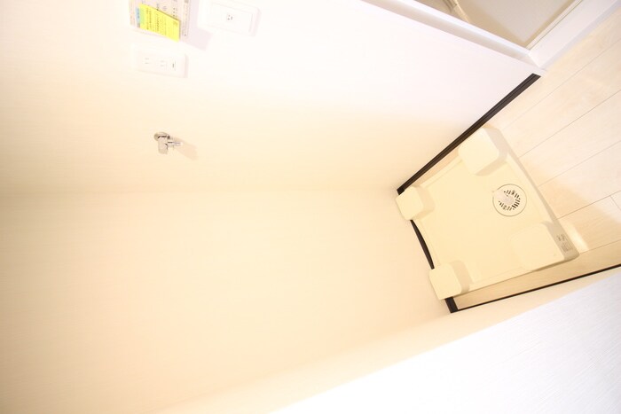 物件内観写真10　(洗濯機置場)