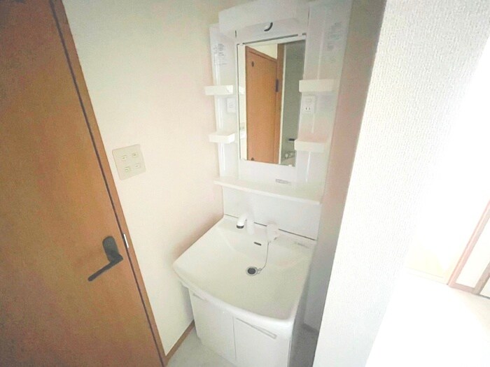 物件内観写真12　(洗面)