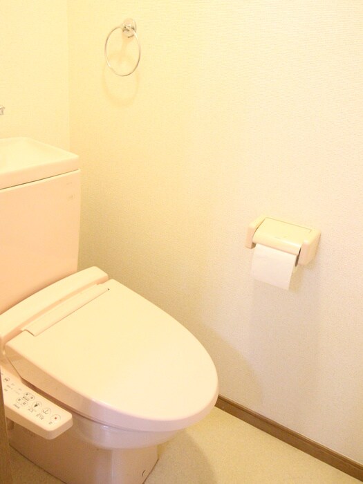 物件内観写真13　(トイレ)