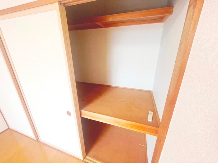 物件内観写真15　(収納)