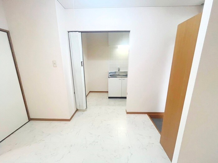 物件内観写真20　(廊下)