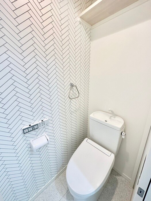 物件内観写真14　(トイレ)