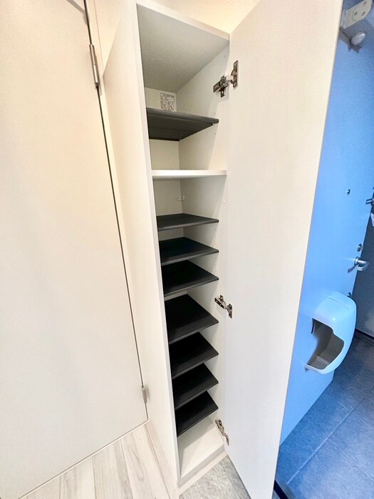 物件内観写真17　(靴箱)