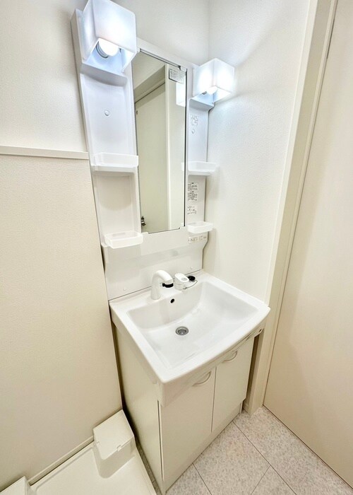 物件内観写真18　(洗面)