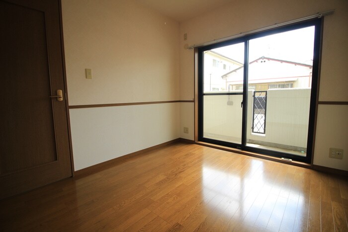 物件内観写真9　(居室)