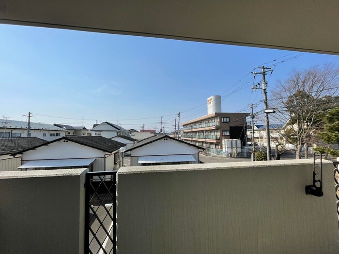 物件内観写真22　(室内からの展望)