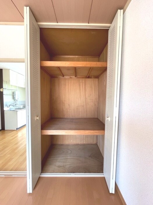 物件内観写真13　(収納)