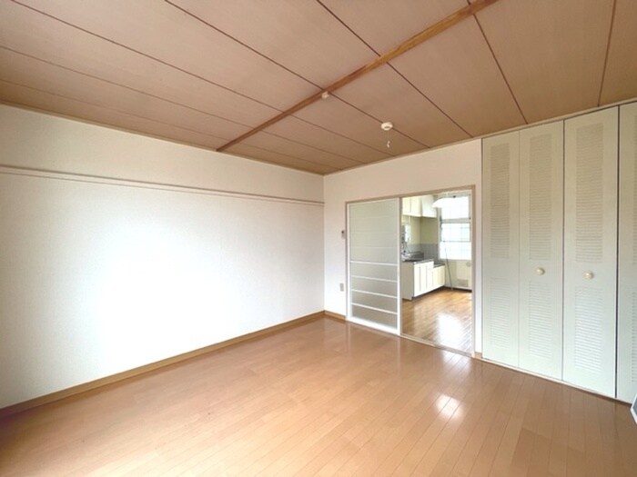 物件内観写真19　(居室)