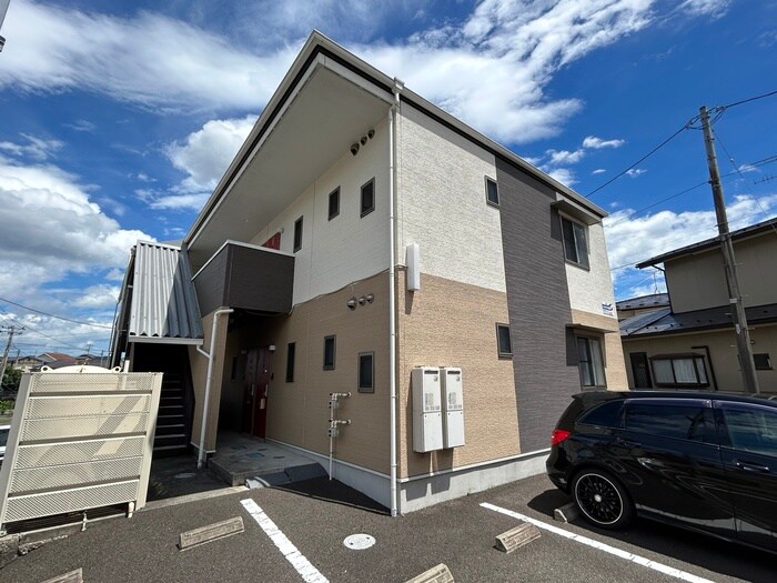 物件外観写真2　(外観写真)