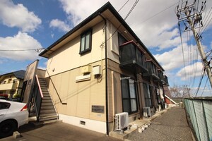 フレール中山１番館外観写真