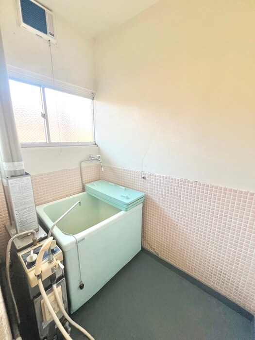 物件内観写真12　(バス／シャワールーム等)