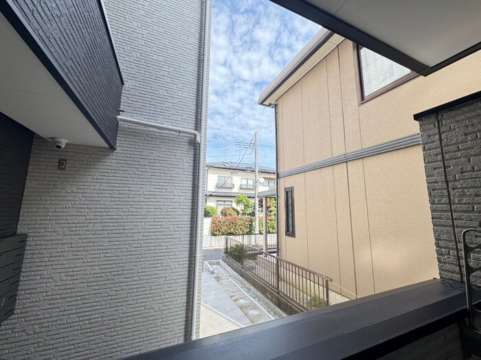 物件内観写真22　(室内からの展望)