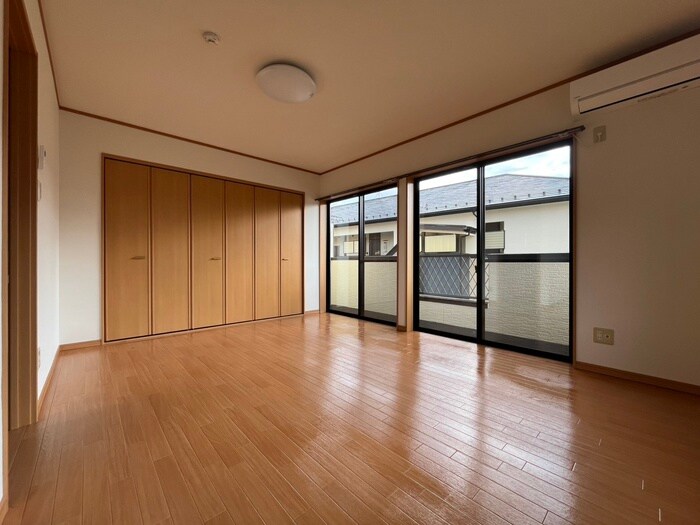 物件内観写真7　(居室)