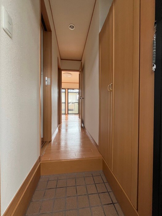 物件内観写真15　(廊下)