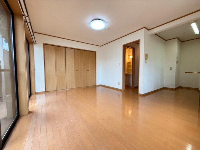 物件内観写真18　(居室)