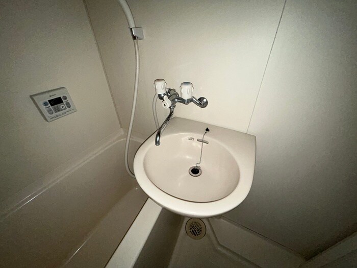 物件内観写真11　(洗面)