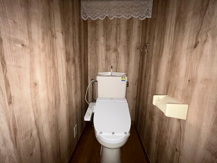 物件内観写真12　(トイレ)