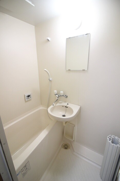 物件内観写真12　(バス／シャワールーム等)