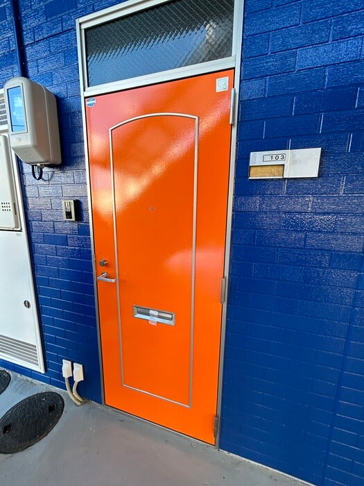 物件内観写真16　(玄関)