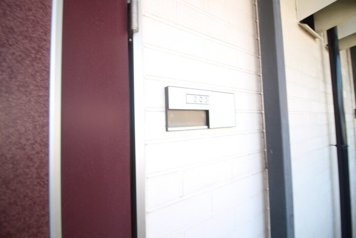 物件内観写真16　(玄関)