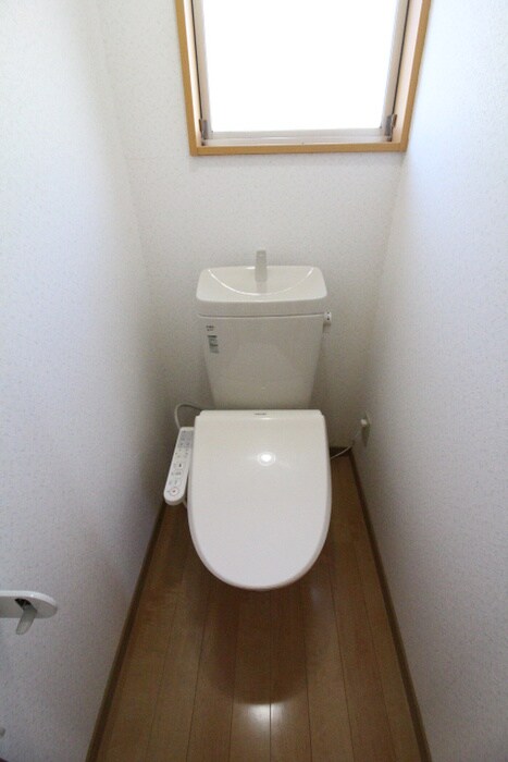 物件内観写真12　(トイレ)