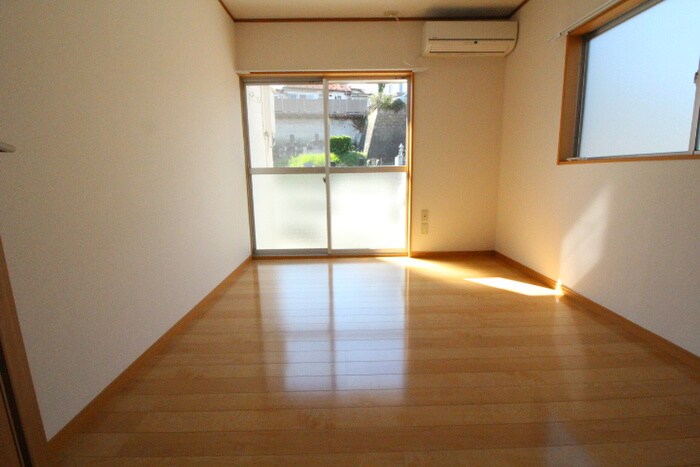 物件内観写真22　(居室)