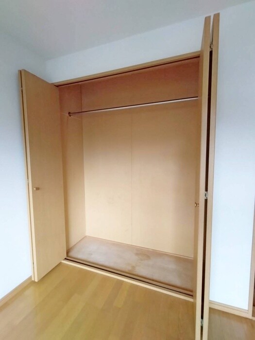 物件内観写真13　(収納)