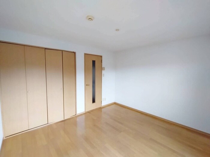 物件内観写真16　(居室)