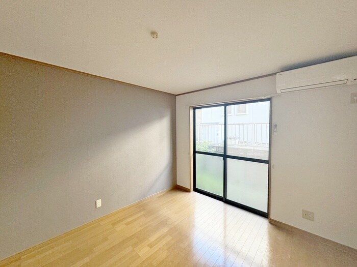 物件内観写真17　(居室)