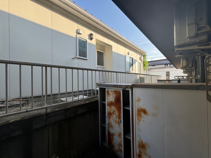 物件内観写真22　(室内からの展望)