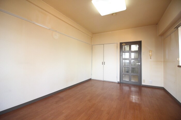 物件内観写真10　(居室)