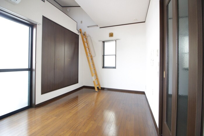 物件内観写真8　(居室)