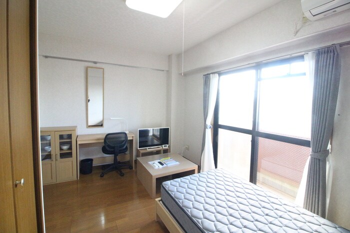 物件内観写真10　(居室)