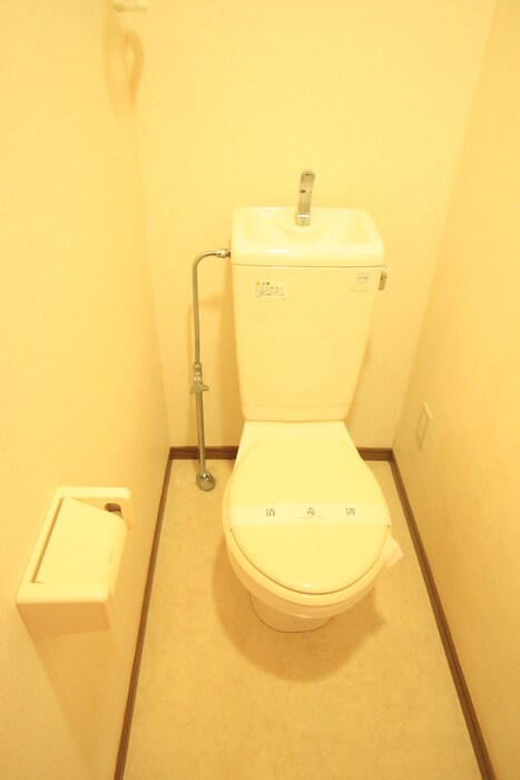 物件内観写真12　(トイレ)