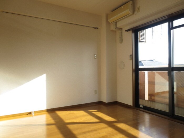 物件内観写真12　(居室)