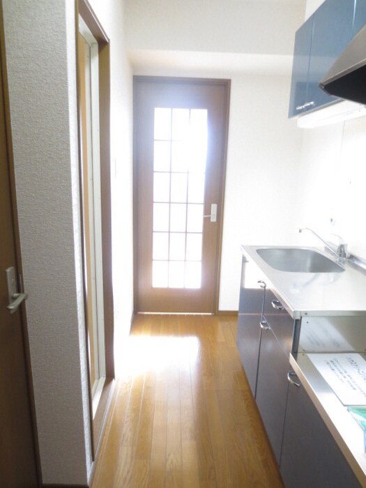 物件内観写真13　(廊下)