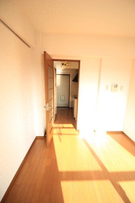 物件内観写真21　(居室)