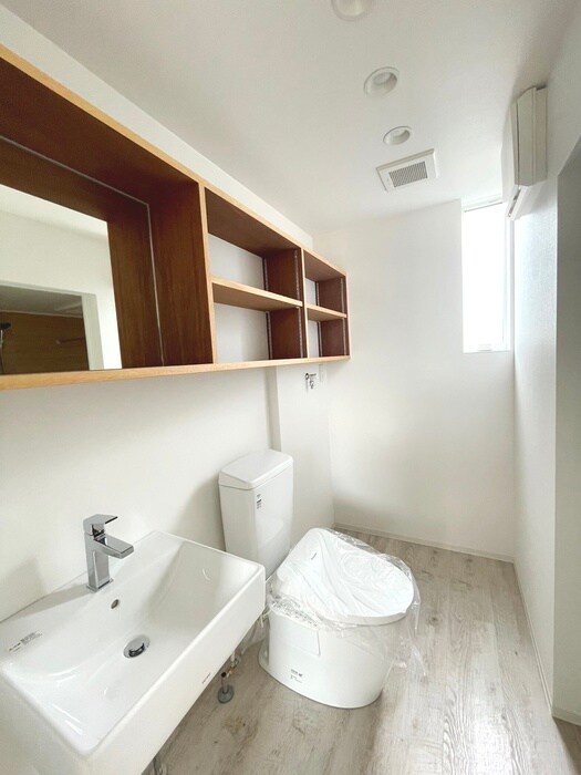 物件内観写真17　(内観写真)