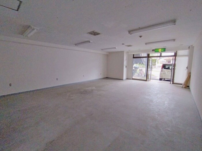 物件内観写真9　(居室)