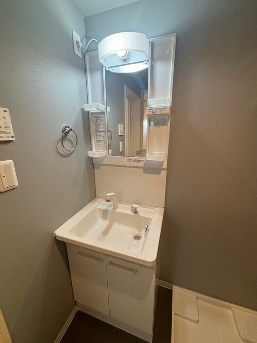 物件内観写真11　(洗面)