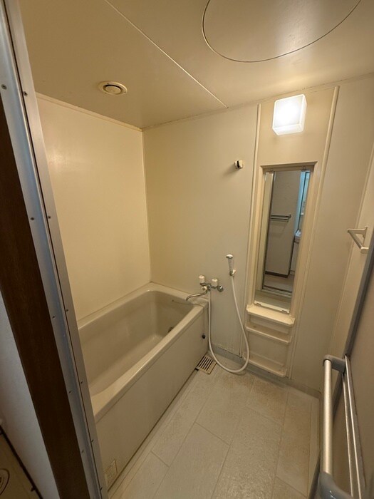 物件内観写真11　(バス／シャワールーム等)