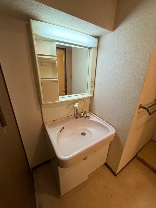 物件内観写真13　(洗面)