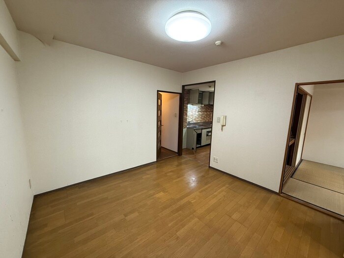 物件内観写真22　(居室)