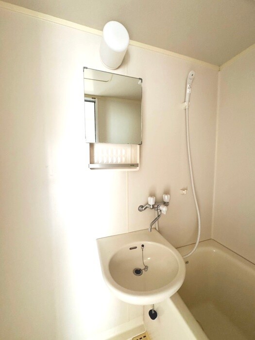 物件内観写真11　(洗面)