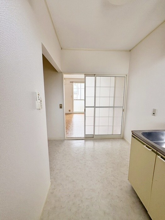 物件内観写真15　(廊下)