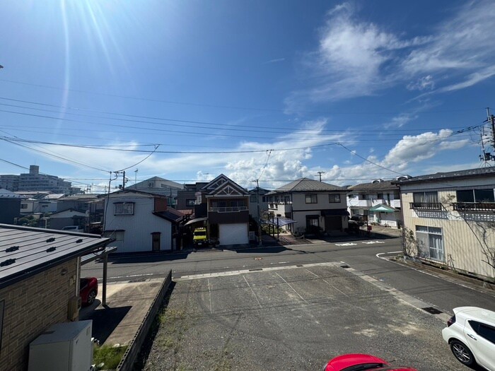 物件内観写真16　(室内からの展望)